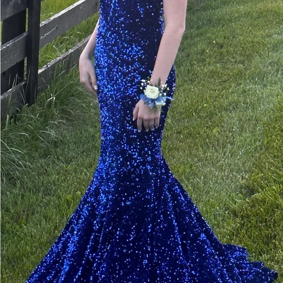 Portia and Scarlett dress size 4 - Picture 2 of 4